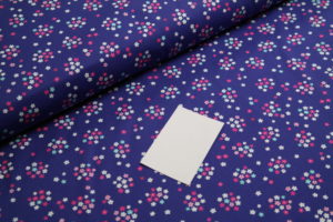 Baumwolljersey Hilco Fresh Fruits Blumen auf lila