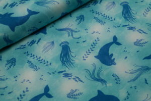Baumwolljersey Hilco Organic Captain Diving Delfine Fische auf türkis