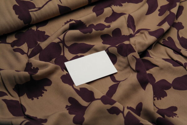 Viskose Twill Webware Blumen lila
