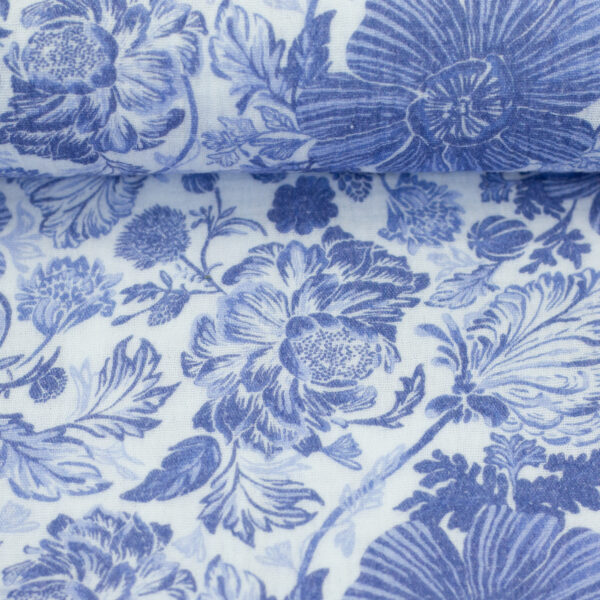 Musselin Swafing Thea Blumen blau auf weiß